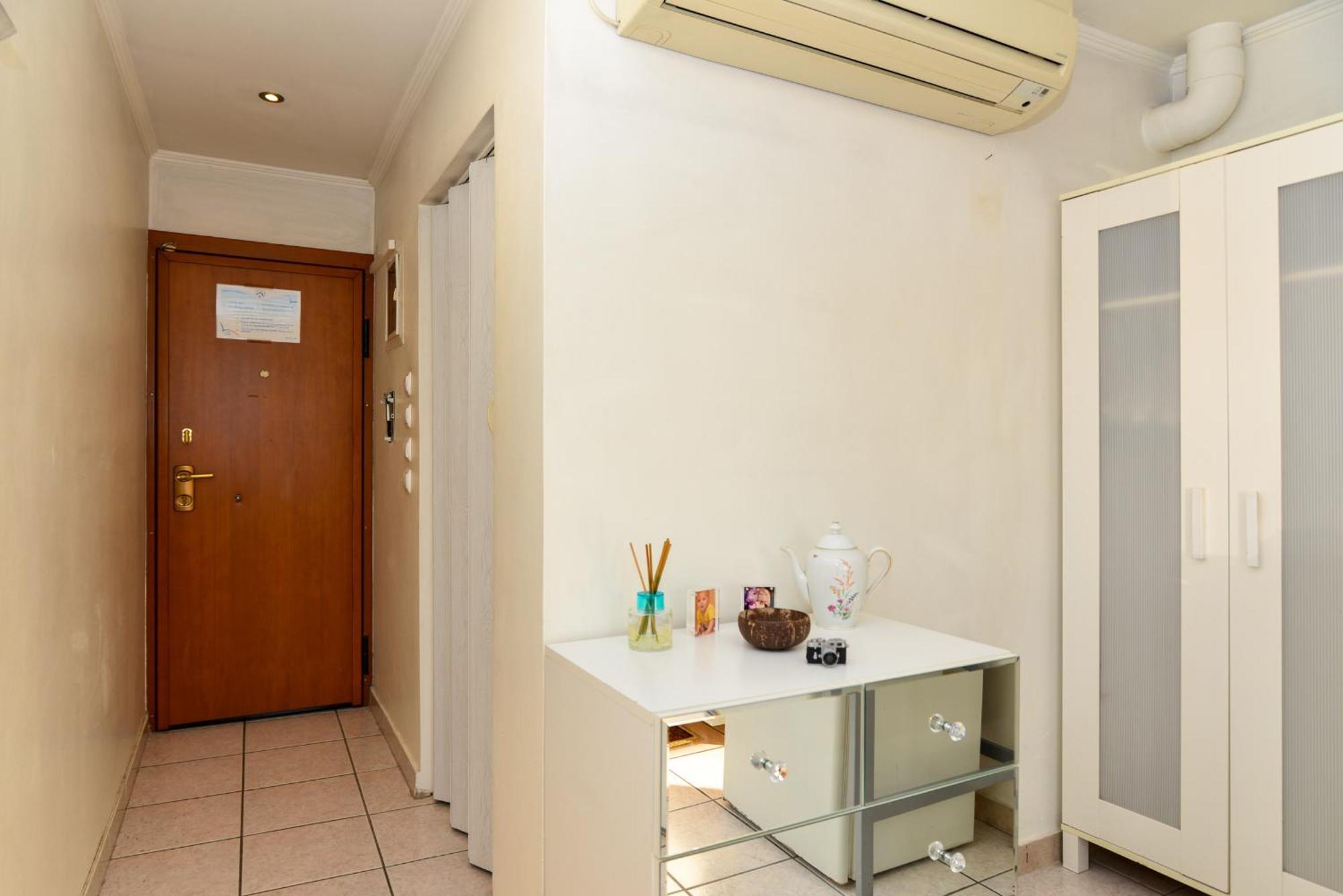 Kalypso Apartment Athens Exterior photo