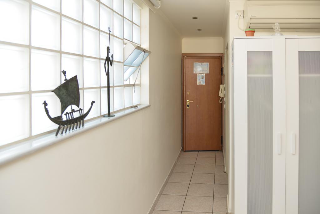 Kalypso Apartment Athens Exterior photo
