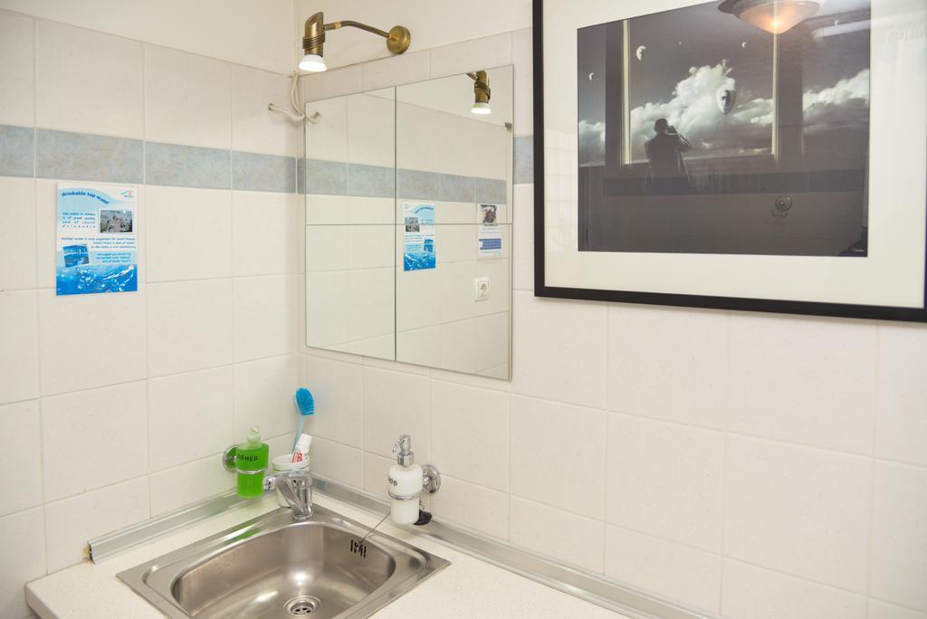 Kalypso Apartment Athens Exterior photo
