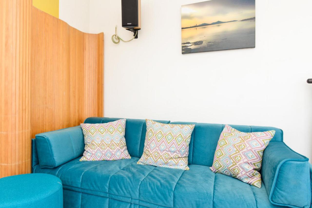 Kalypso Apartment Athens Exterior photo